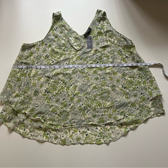 Floral Green Sleeveless Top NWT Plus Size - Picture 7 of 7